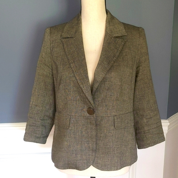 Adrienne Vittadini One Button Blazer - Size 8 - Picture 2 of 12